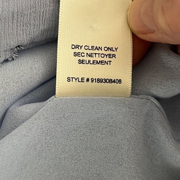 Rebecca Taylor Smocked Neck Silk Blend Rose Print Blouse‎ Light Blue Metallic 10 - Picture 11 of 11